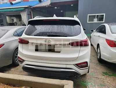 Photo 1 of 14: 2019 Hyundai Santa Fe 2.0 — Korean insurance auction