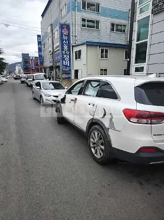 Photo 2 of 15: 2015 Kia Sorento, VIN KNAPH81ABFA075419 — Korean insurance auction