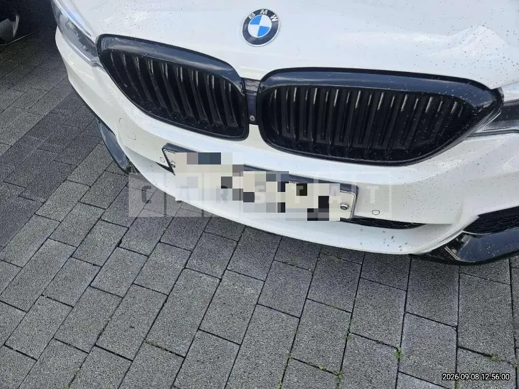 Photo 2 of 11: 2017 BMW 530i xDrive — Korean insurance auction