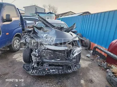 Photo 1 of 8: 2018 Lexus ES300h — Korean insurance auction