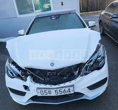 Photo 1 of 5: 2015 Mercedes-Benz E 200, VIN WDDKK3EF9FF307695 — Korean insurance auction