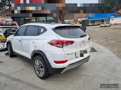 Photo 1 of 10: 2017 Hyundai Tucson 1.6, VIN KMHJ2812GJU584930 — Korean insurance auction