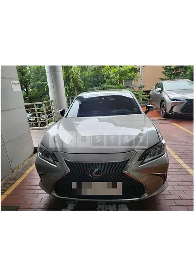 Photo 1 of 26: 2020 Lexus ES300h — Korean insurance auction