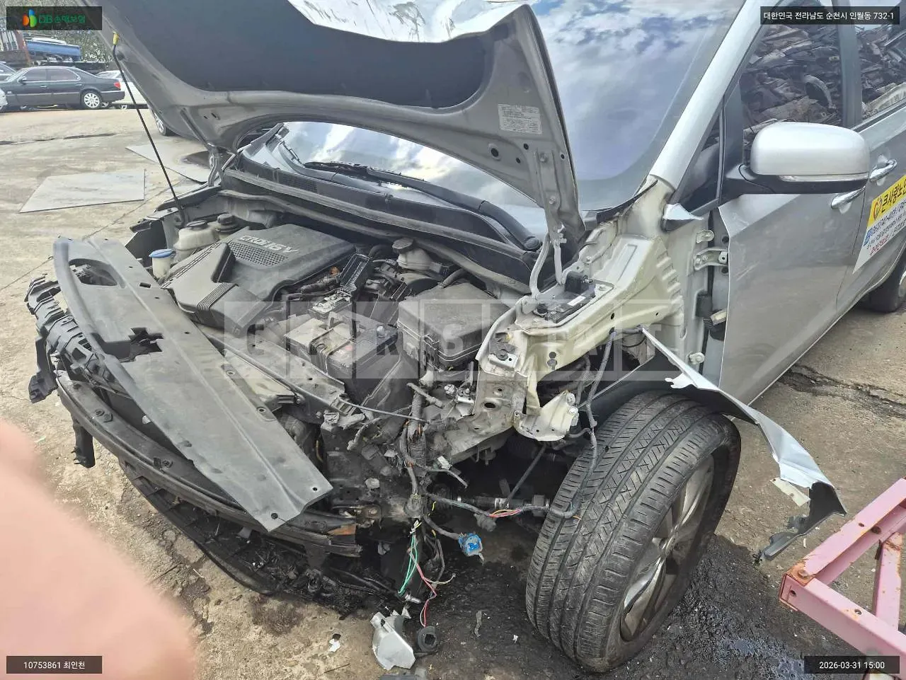 Photo 2 of 6: 2016 Kia Carnival, VIN KNAMC81ABGS241099 — Korean insurance auction