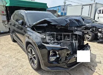 Photo 1 of 10: 2019 Hyundai Santa Fe — Korean insurance auction