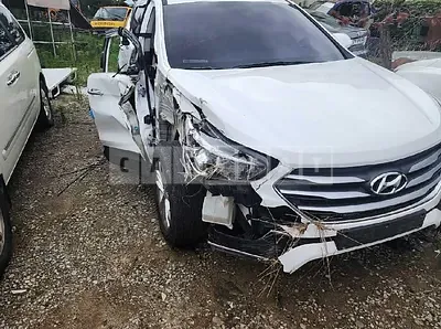 Photo 1 of 23: 2017 Hyundai Santa Fe — Korean insurance auction