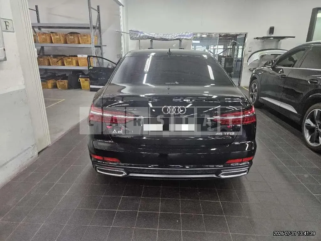 Photo 2 of 32: 2023 Audi A6 45 TFSI — Korean insurance auction