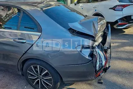 Photo 2 of 6: 2019 Mercedes-Benz C 200, VIN WDDWF8AB1KR520753 — Korean insurance auction