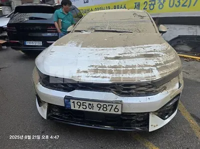 Photo 1 of 21: 2024 Kia K5 — Korean insurance auction