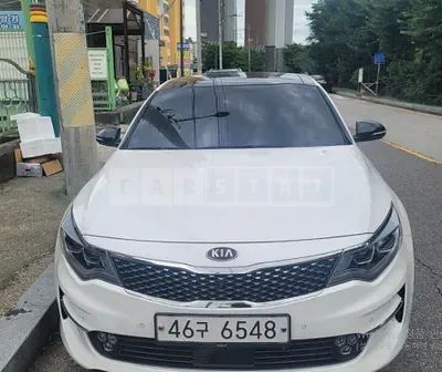 Photo 1 of 16: 2018 Kia K5 — Korean insurance auction