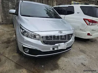 Photo 1 of 22: 2015 Kia Carnivals — Korean insurance auction