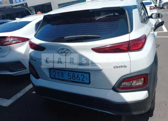 Photo 2 of 26: 2019 Hyundai Kona Electric, VIN KMHK281GFKU015959 — Korean insurance auction