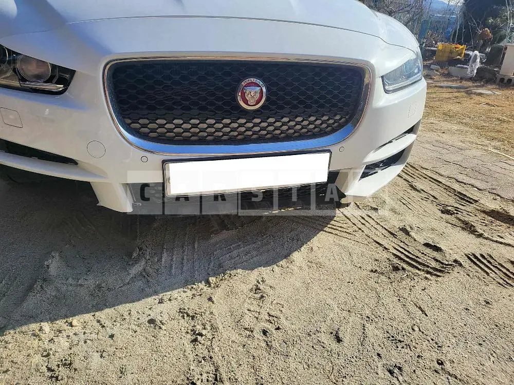 Photo 2 of 29: 2016 Kia Jaguar XE 2.0d, VIN KNABX511BGT442450 — Korean insurance auction