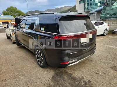 Photo 1 of 14: 2021 Kia Carnivals — Korean insurance auction