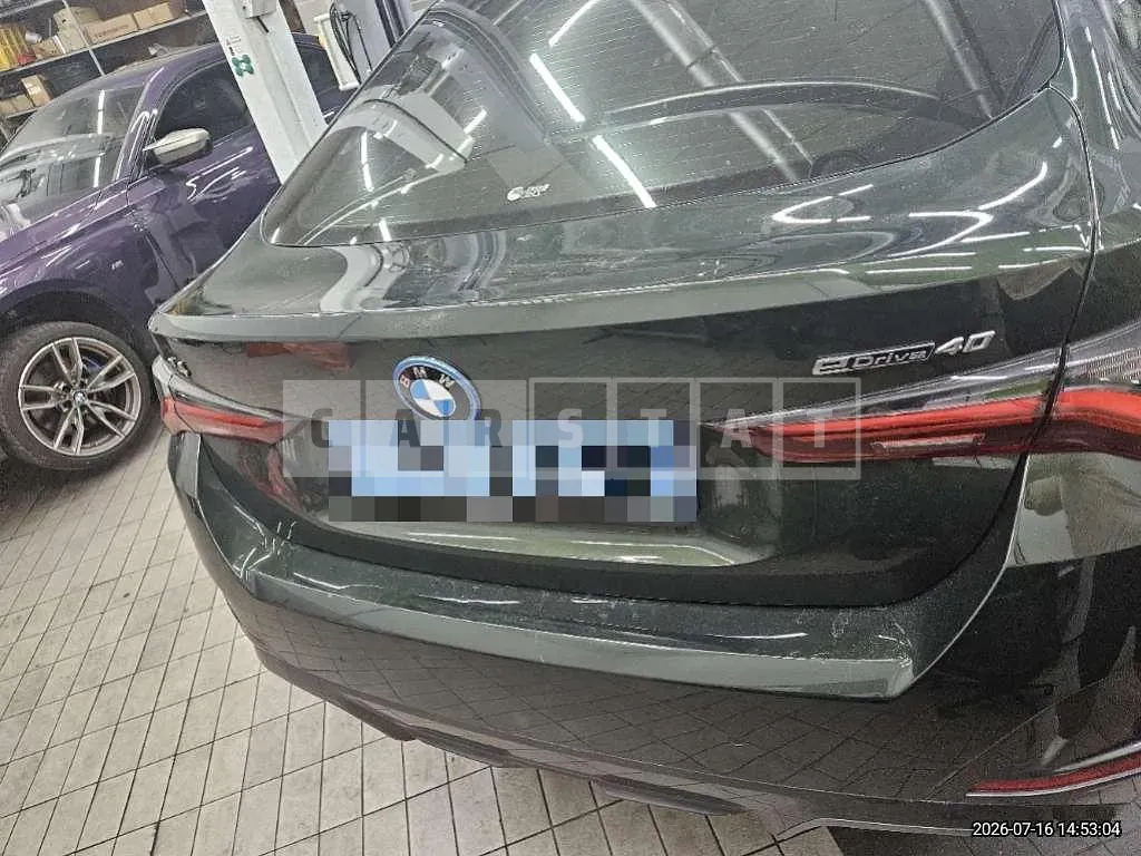 Photo 2 of 15: 2022 BMW i4 eDrive40 — Korean insurance auction