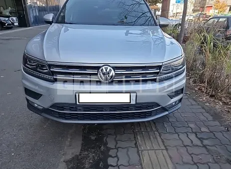Photo 2 of 18: 2018 Volkswagen Tiguan 2.0 TDI 4MOTION, VIN WVGZZZ5NZJW927894 — Korean insurance auction