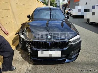 Photo 1 of 43: 2017 BMW 530i — Korean insurance auction