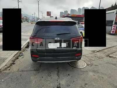 Photo 1 of 14: 2017 Kia The New Sorento R2.0 Diesel, VIN KNAPG81ADJA418635 — Korean insurance auction