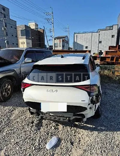 Photo 1 of 22: 2023 Kia Sportage Hybrid — Korean insurance auction