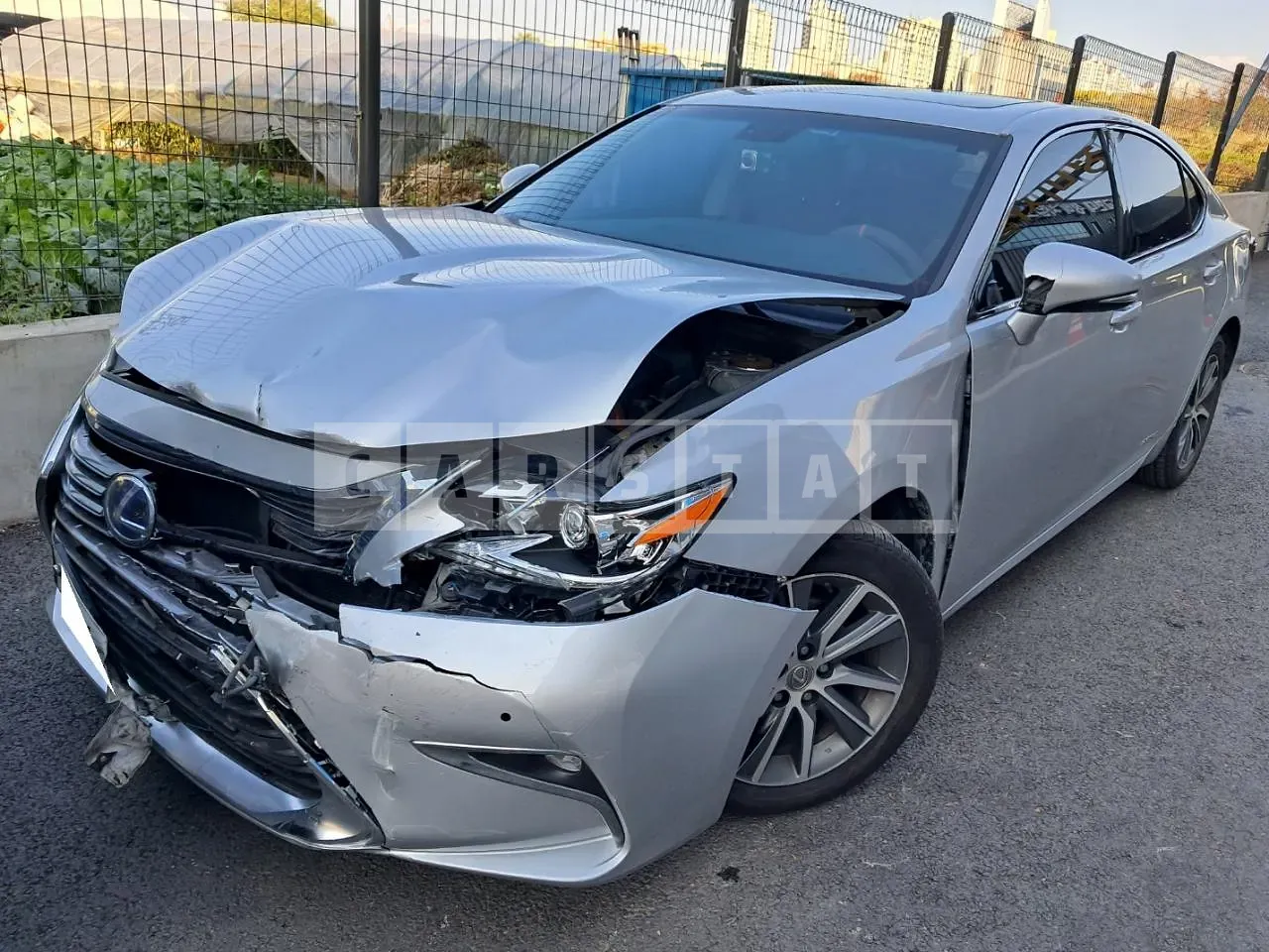 Photo 2 of 13: 2015 Lexus ES300h, VIN JTHBW1GG9G2110011 — Korean insurance auction