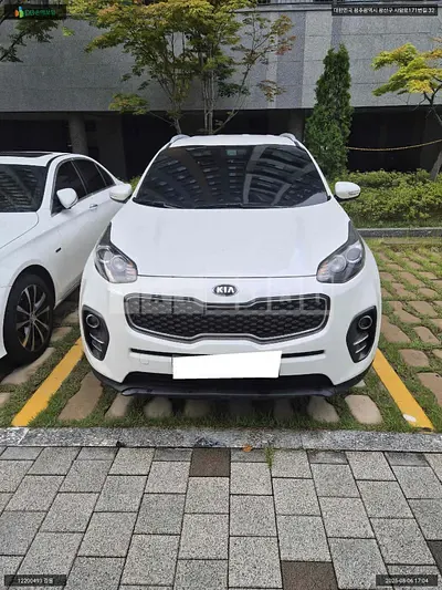 Photo 1 of 8: 2018 Kia Sportage, VIN KNAP6815GJK544948 — Korean insurance auction