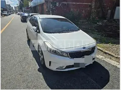 Photo 1 of 11: 2017 Kia Kz — Korean insurance auction