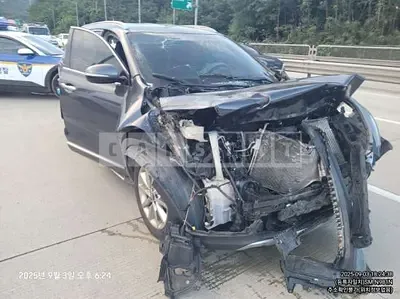Photo 1 of 5: 2017 Kia Sorento — Korean insurance auction