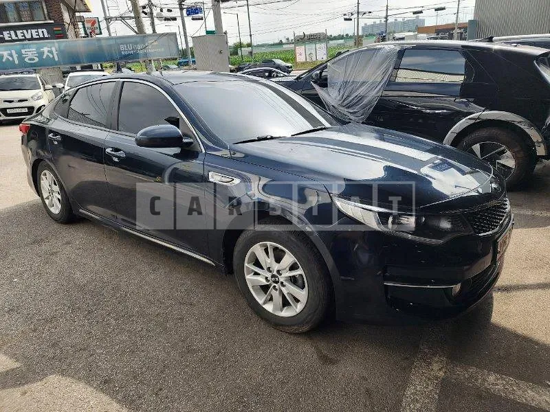 Photo 2 of 27: 2016 Kia K5 — Korean insurance auction
