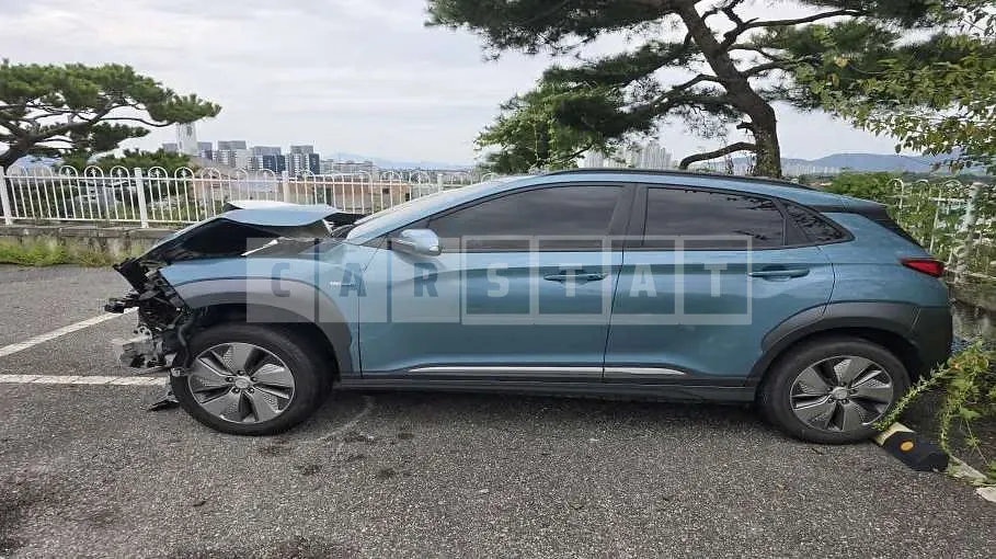 Photo 2 of 15: 2018 Hyundai Kona Electric Car — Korean insurance auction