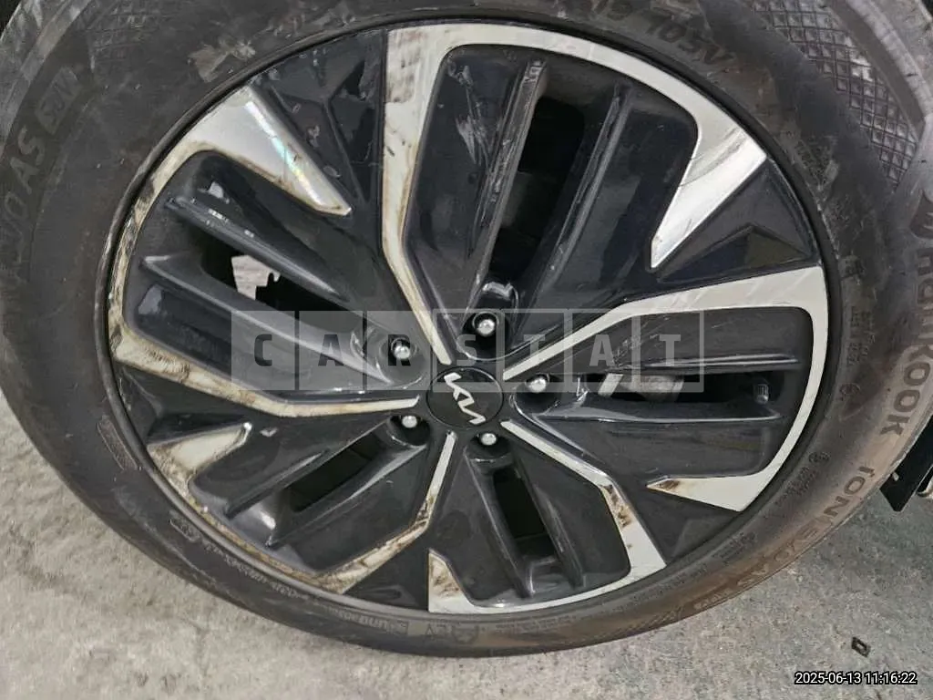Photo 3 of 3: 2021 Kia (parts) EV6 Long Range Wheels — Korean insurance auction