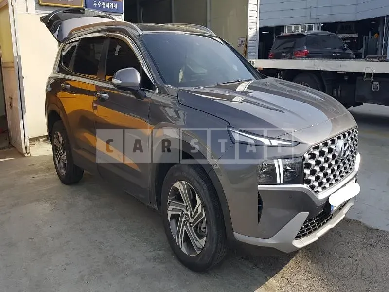 Photo 2 of 8: 2021 Hyundai Santa Fe, VIN KMHS381LHMU395742 — Korean insurance auction