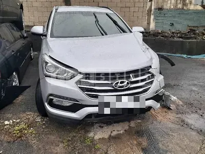 Photo 1 of 14: 2015 Hyundai Santa Fe 2.2 — Korean insurance auction