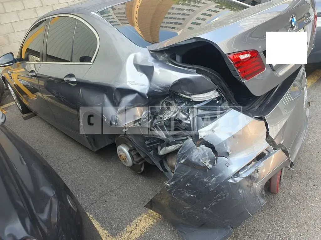 Photo 2 of 7: 2015 BMW 520d — Korean insurance auction