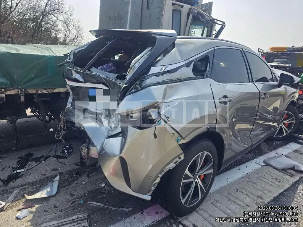 Photo 2 of 29: 2026 Lexus RX350h — Korean insurance auction