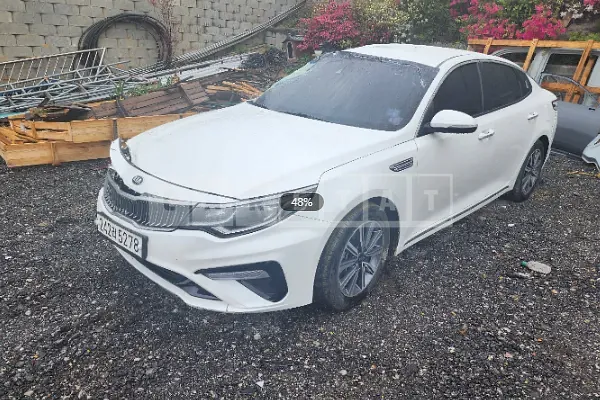 Photo 2 of 33: 2020 Kia K5, VIN KNAGT411BLA352763 — Korean insurance auction