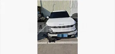 Photo 1 of 33: 2023 Kia EV9 Earth — Korean insurance auction