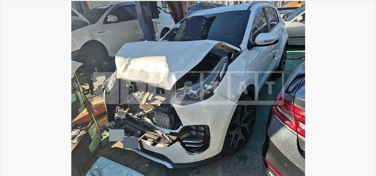 Photo 2 of 9: 2018 Kia Sportage — Korean insurance auction