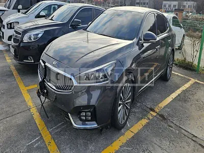 Photo 1 of 20: 2018 Kia K7 — Korean insurance auction