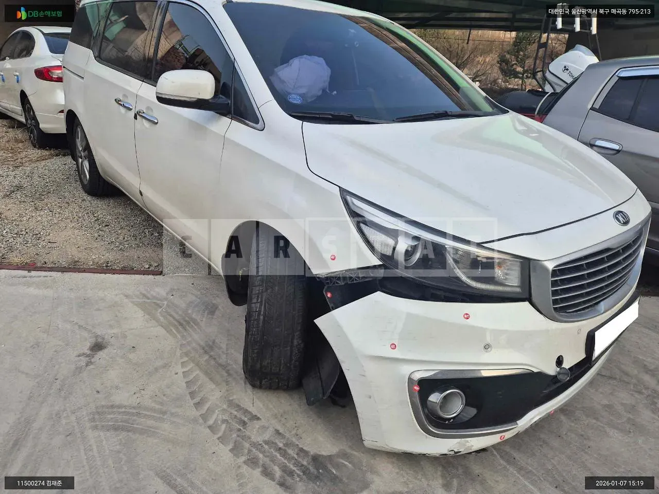 Photo 2 of 8: 2015 Kia Carnival, VIN KNAMB81ABGS104874 — Korean insurance auction