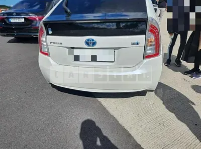 Photo 1 of 6: 2014 Toyota Prius — Korean insurance auction