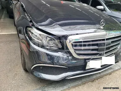 Photo 1 of 43: 2019 Mercedes-Benz E450 4Matic, VIN WDDZF6JB8KA590816 — Korean insurance auction