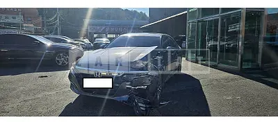 Photo 1 of 12: 2018 Honda Accord Hybrid, VIN 1HGCV3690JA510196 — Korean insurance auction