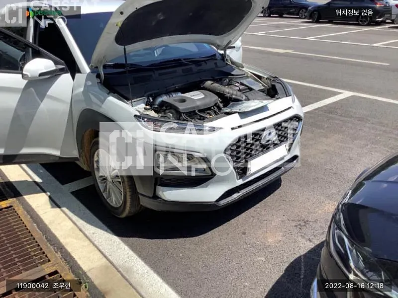 Photo 2 of 6: 2020 Hyundai Kona, VIN KMHK4815GLU530966 — Korean insurance auction