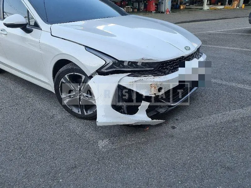 Photo 2 of 57: 2020 Kia K5 — Korean insurance auction