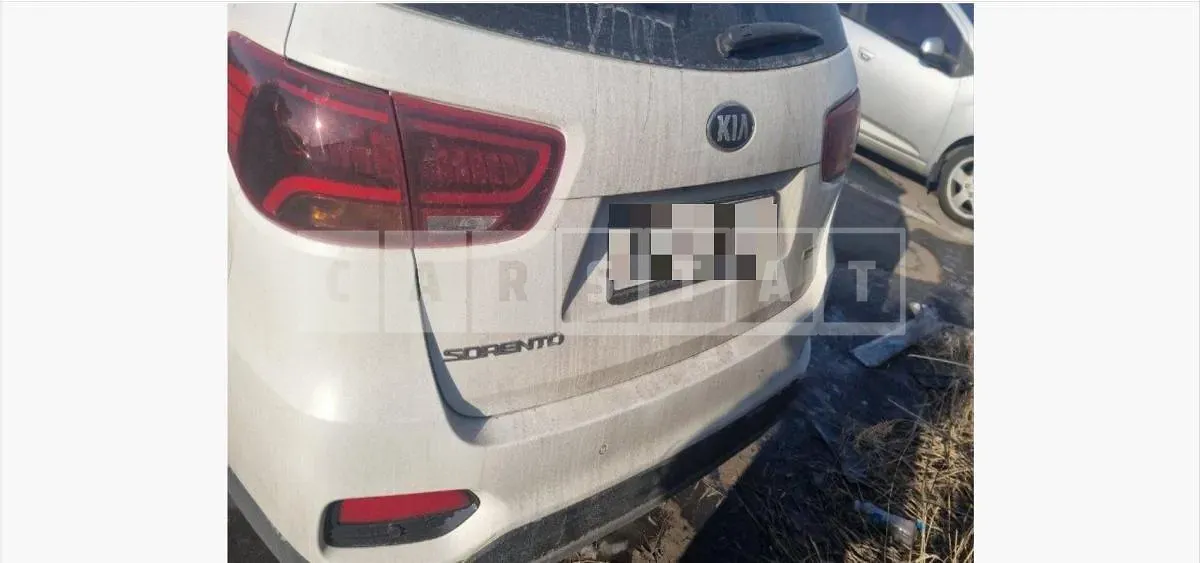 Photo 2 of 26: 2017 Kia Sorento — Korean insurance auction