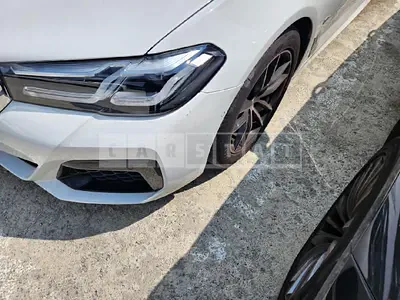 Photo 1 of 2: 2023 BMW (parts) 520i Light — Korean insurance auction