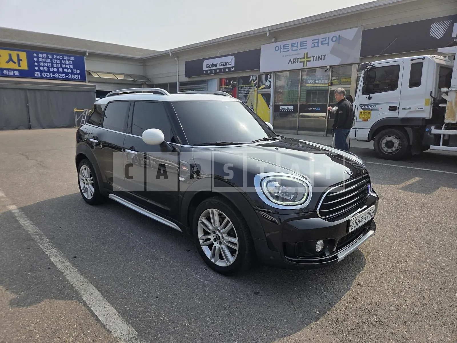 Photo 2 of 20: 2019 MINI Cooper Countryman 1.5, VIN WMWYU9104K3H02267 — Korean insurance auction