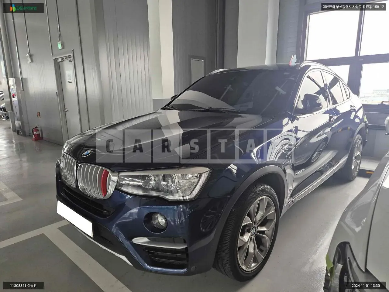 Photo 2 of 32: 2015 BMW X4 xDrive 20d, VIN WBAXX1105F0R36023 — Korean insurance auction