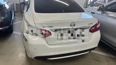 Photo 1 of 19: 2017 Nissan Altima 2.5 — Korean insurance auction