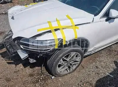 2022 * hyundai gv70